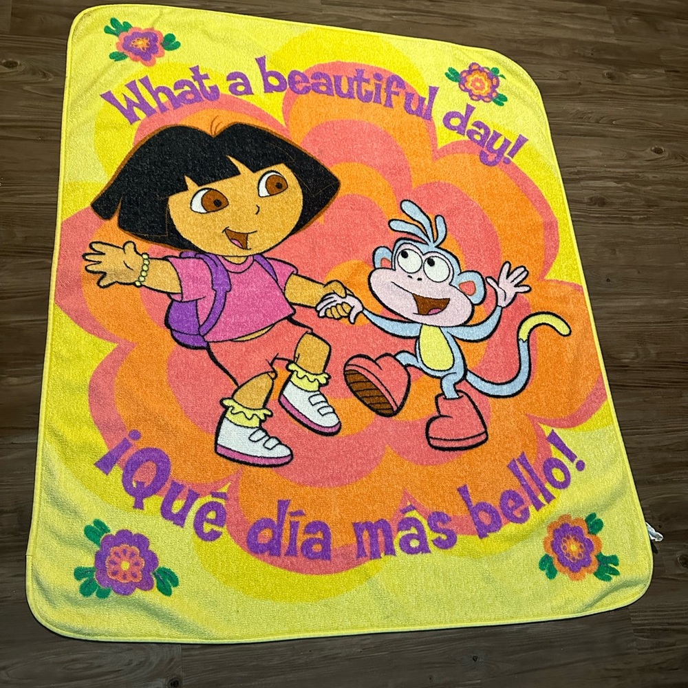 Dora the Explorer Yellow Kids Blanket